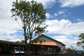 110530-1clubhouse.jpg